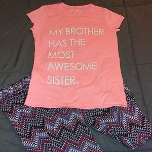 Place shirt with matching pants